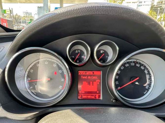 Opel Insignia Cosmo 2.0T AT6 excelente estado
