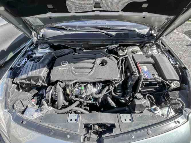 Opel Insignia Cosmo 2.0T AT6 excelente estado