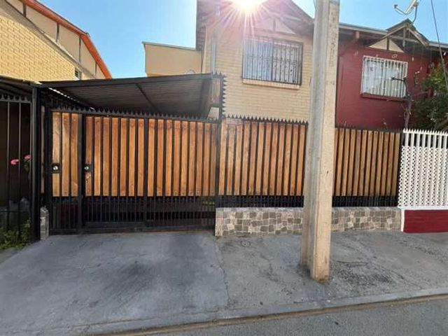 CASA SAN IGNACIO DE LOYOLA , QUILICURA