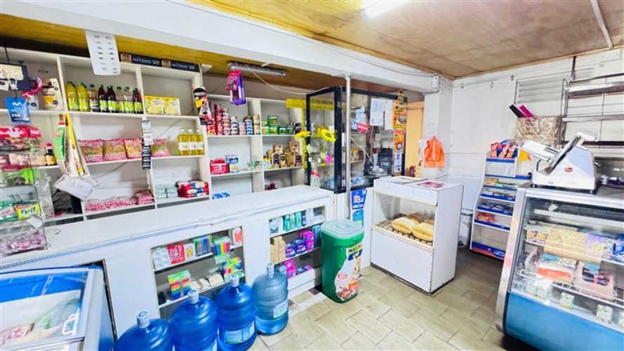 LOCAL COMERCIAL MATTA / EX 4 ORIENTE