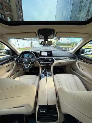 BMW 520 HERITAGE 2020 MAX EQUIPO
