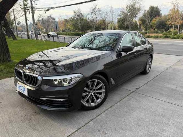 BMW 520 HERITAGE 2020 MAX EQUIPO