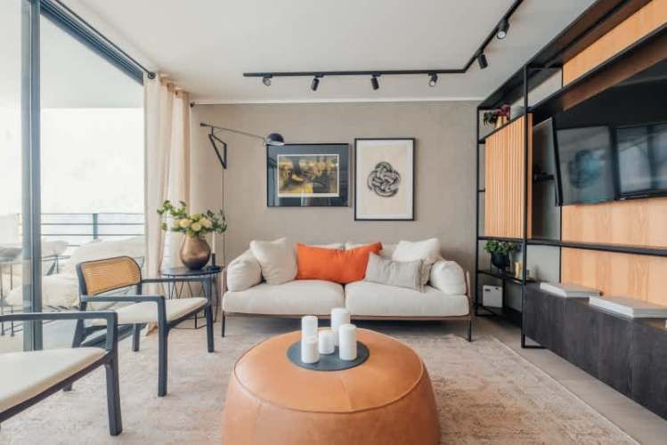 HUASCAR MTRO MONSEÑOR EYZAGUIRRE 6 CUADRAS (2D+2B+CI)