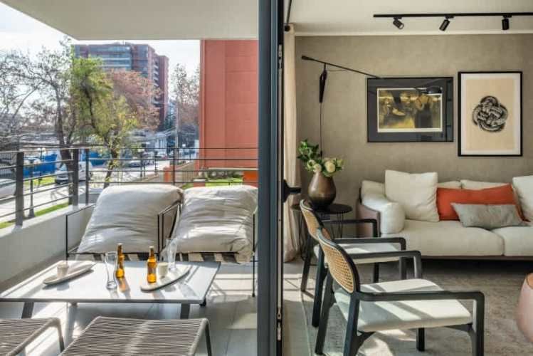 HUASCAR MTRO MONSEÑOR EYZAGUIRRE 6 CUADRAS (2D+2B+CI)