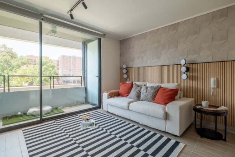 Depto San Eugenio mtro Irarrázaval 2 cuadras (estudio)