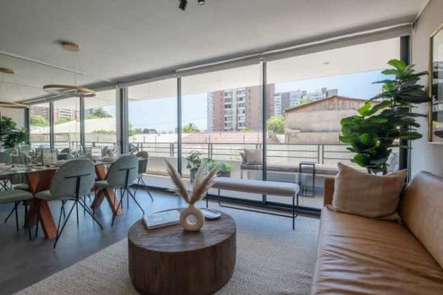 Dpto Prox linea 8 mtro Rodrigo de Araya (3D+2B+CC)