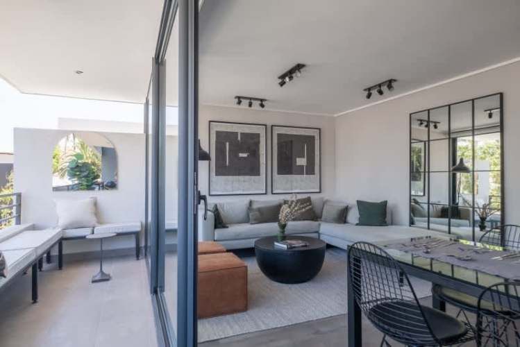 Dpto Prox linea 8 mtro Rodrigo de Araya (2D+2B+CC)