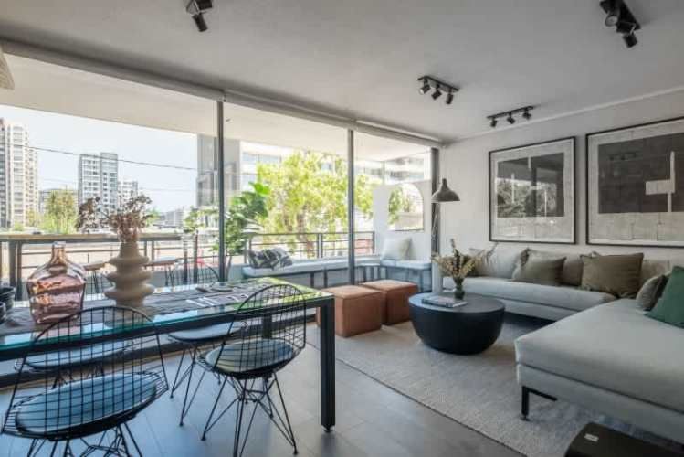 Dpto Prox linea 8 mtro Rodrigo de Araya (2D+2B+CC)