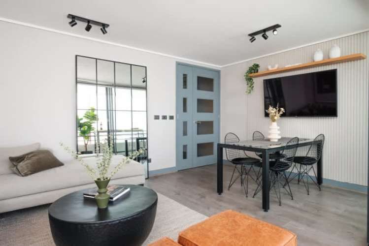 Dpto Prox linea 8 mtro Rodrigo de Araya (2D+2B+CC)