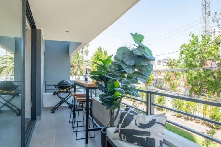 Dpto Prox linea 8 mtro Rodrigo de Araya (2D+2B+CC)