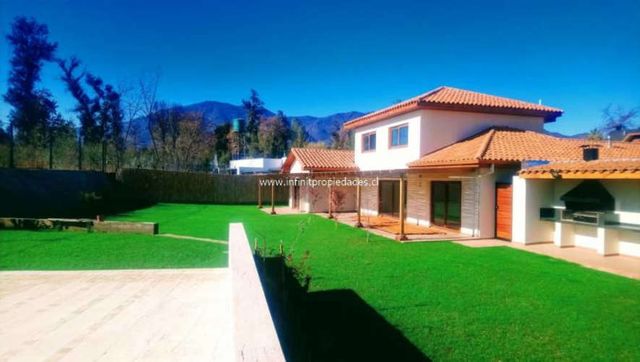 Casa nueva en condominio exclusivo con terminaciones finas