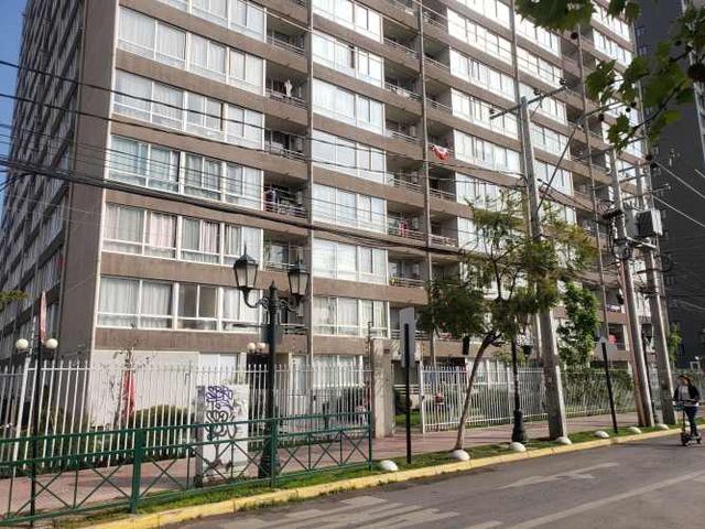 VENTA DEPTO LA CISTERNA COLON 6479 3D 1B