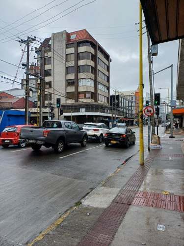 ARRIENDO OFICINA 130 MT²  CENTRO DE PUERTO MONTT