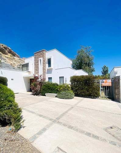 VENTA CASA MEDITERRANEA CHAMISERO COLEGIOS DUNALASTAIR - LINCON - ALIANZA FRANCESA