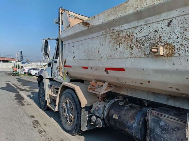 Tolva MACK  Granite de 20mt3