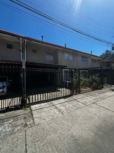 SE VENDE CASA EN PARQUE RESIDENCIAL AMAPOLAS DE TALCAHUANO