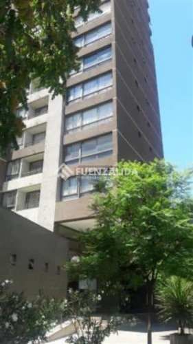 DEPARTAMENTO Metro Moneda