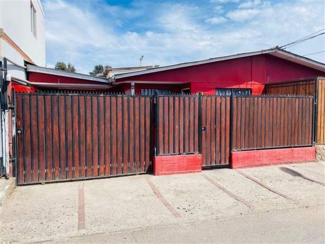 CASA PASAJE SANTA TERESA