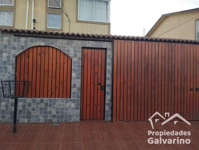 CASA Villa Bicentenario, Las Compañias