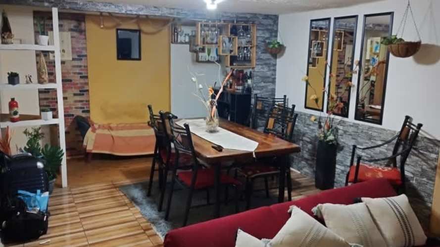 VENDO 2 CASAS EN UNA