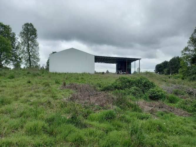 BODEGA GALPON PARCELA FRUTILLAR CASMASOFICINAS 40 PIES