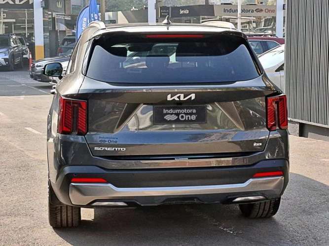 KIA SORENTO 2024