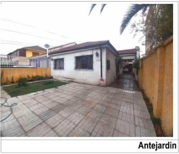 INTERESANTE Y GRAN CASA EN SAN MIGUEL A PASOS DEL