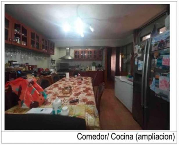 INTERESANTE Y GRAN CASA EN SAN MIGUEL A PASOS DEL