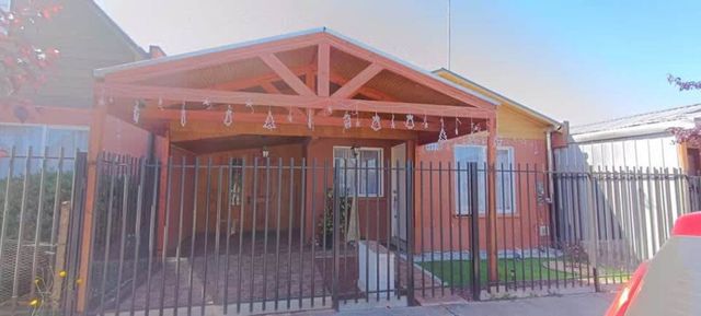 Se vende propiedad en Villa Escuadrón, Coronel