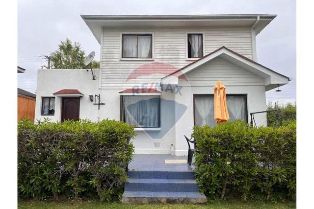 Venta linda casa en algarrobo condómino el llano