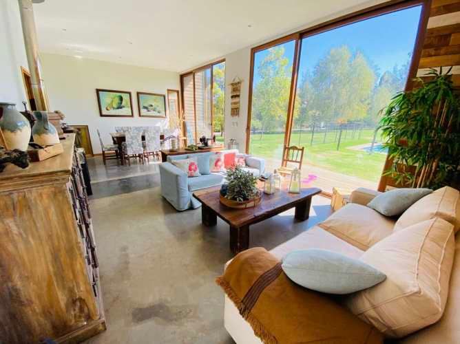 VENTA CASA PARCELA MODERNA CERCANA COLEGIOS TREWHELAS - PUCALAN - SAN NICOLAS DIACONO