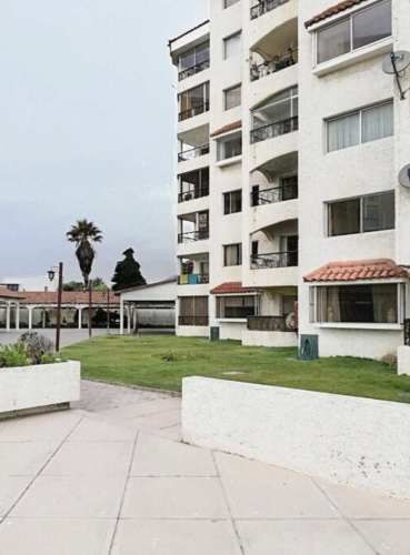 Venta depto. Avenida del Mar, La Serena.  (104326)