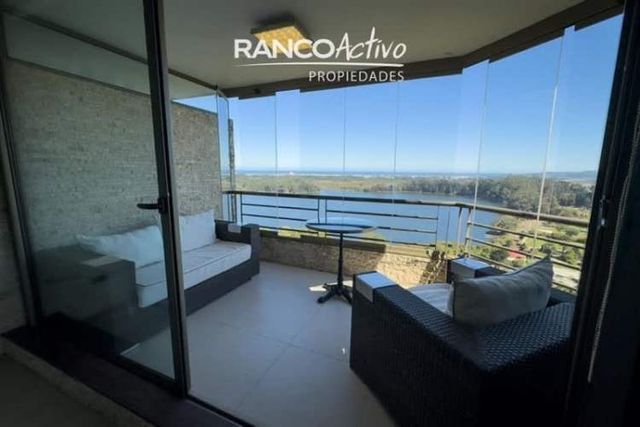 DEPARTAMENTO Edificio Puerto velero