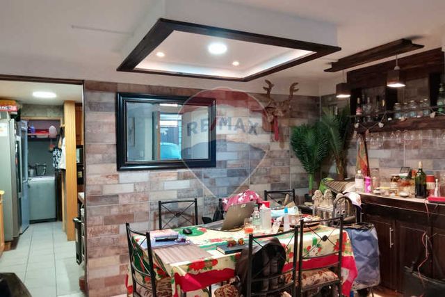 Casa 3 dormitorios 2 baños remodelada y equipada.