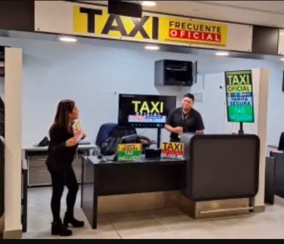Ejecutivo de Captacion y Venta de Ticket para Taxi Oficial Aeropuerto Internacional