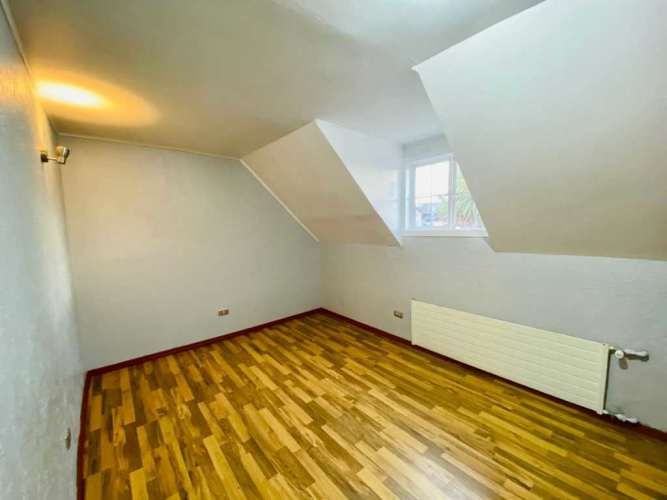 CASA, SECTOR LOS AROMOS (104484)