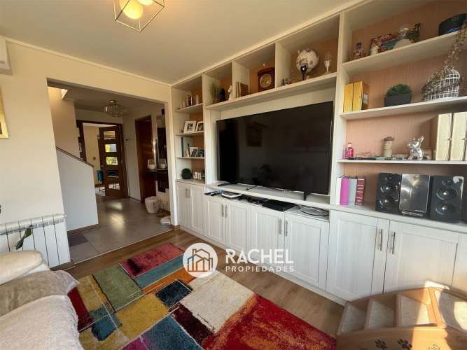 SE VENDE LINDA CASA SECTOR PONIENTE- MIRADOR DE LA FRONTERA