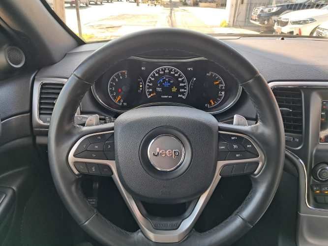 JEEP GRAND CHEROKEE LAREDO 3.6 AUT 2019