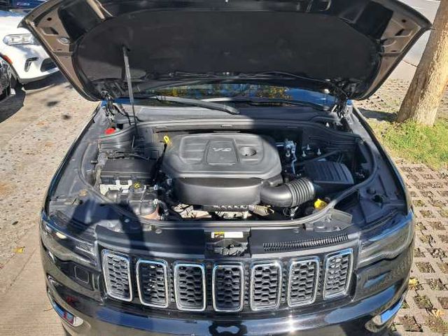 JEEP GRAND CHEROKEE LAREDO 3.6 AUT 2019
