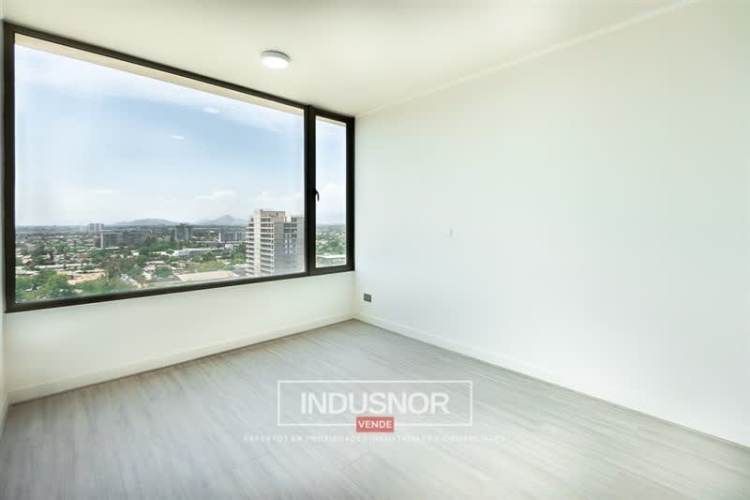 OFICINA Incluye bodega