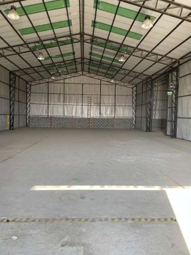 Galpón y Oficinas en La Negra