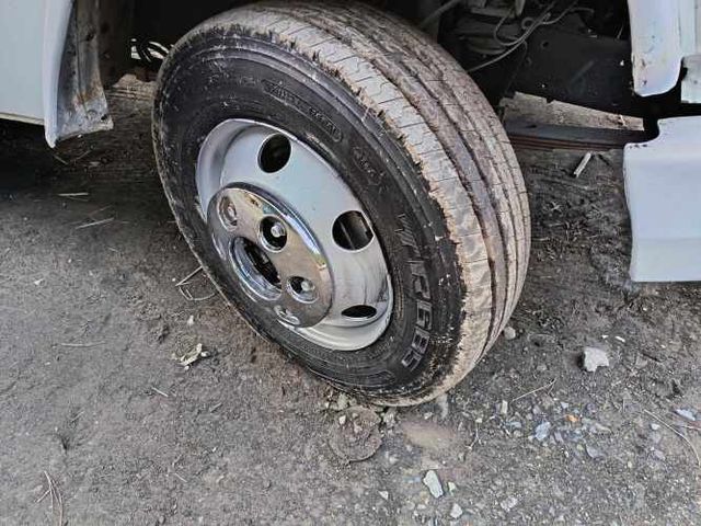 CAMION MERCEDES BENZ 711 AÑO 2005