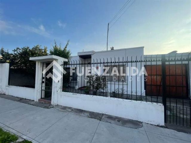 CASA Hostos con Jose Joaquin Perez