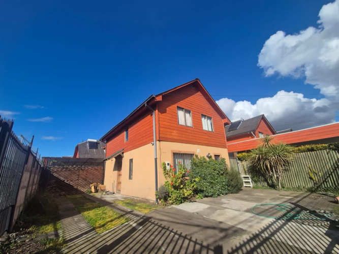 CASA 22 oriente 20 norte