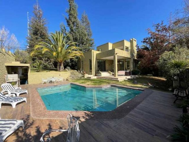 SAN CARLOS DE APOQUINDO