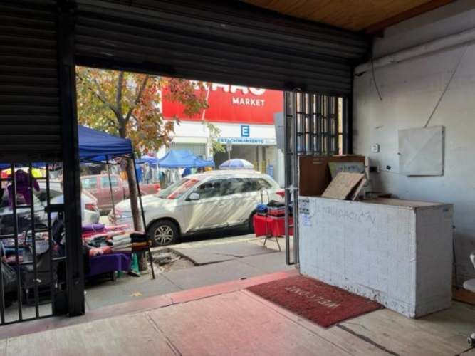 BARRIO MEIGGS, LOCAL COMERCIAL