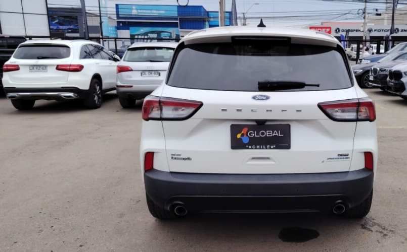 FORD ESCAPE SE HYBRIDO 2.5 FULL AUT. AÑO 2023