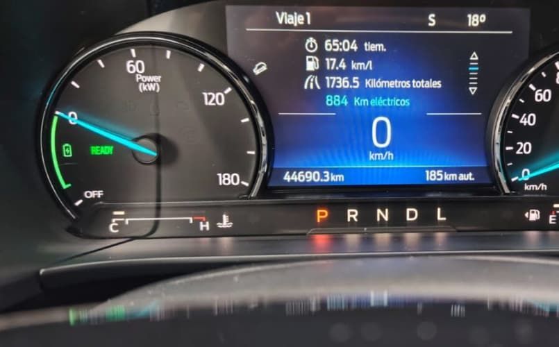 FORD ESCAPE SE HYBRIDO 2.5 FULL AUT. AÑO 2023