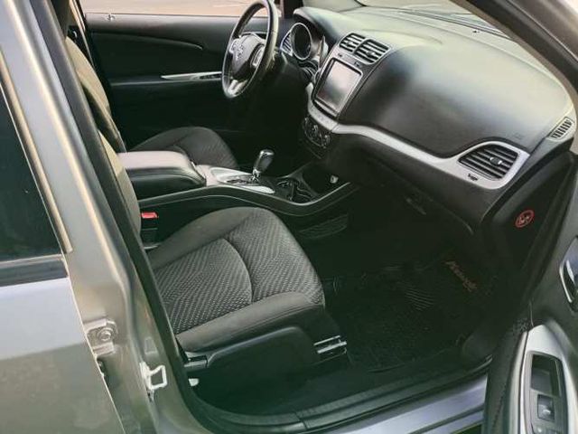 DODGE JOURNEY SE 2.4L AT  2018