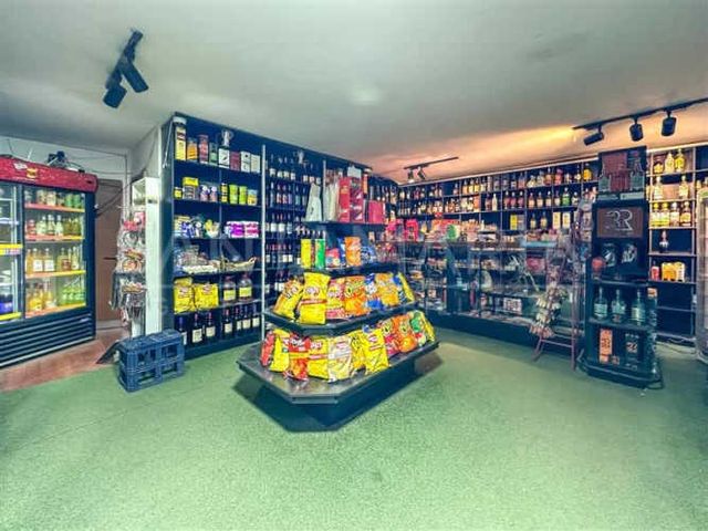 LOCAL COMERCIAL Avenida Cataluña, Concepción